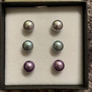 Multicolored pearl earrings
